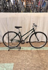 17" Trek 730  step through (7912) I3U