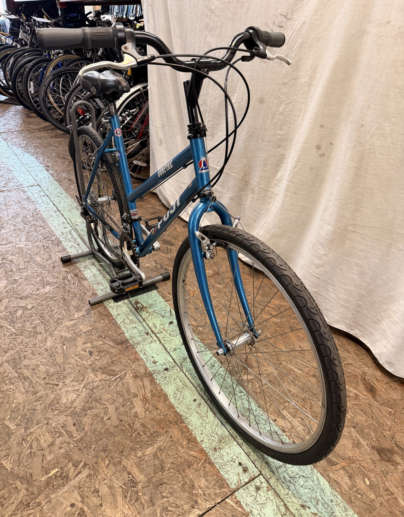 Fuji 19" Fuji Sunfire (3195) I3U