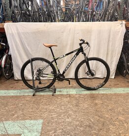 Cannondale 18"  Cannondale Trail 7 (8036) E1L