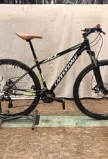 Cannondale 18"  Cannondale Trail 7 (8036) E1L