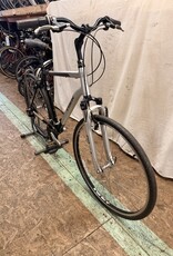 22.5"  Trek Verve 2 (0451) E1L