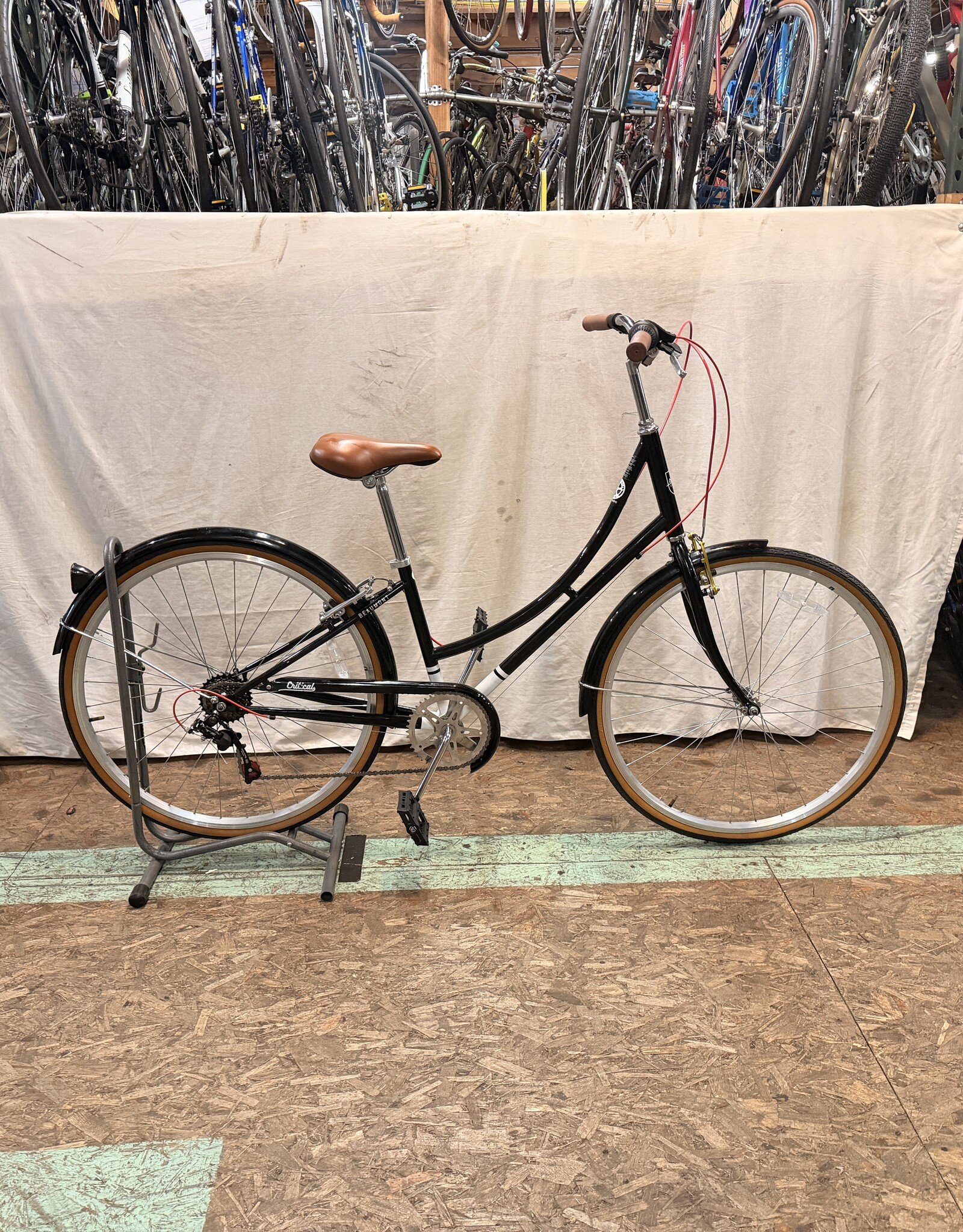 Critical 16" Critical Beaumont (1825) E1L