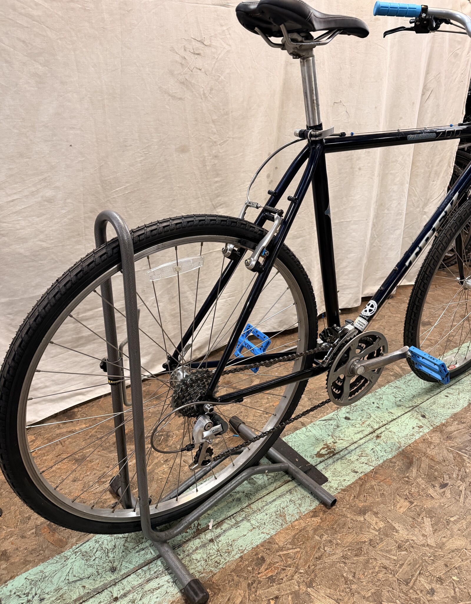 23" Trek  700 Multitrack (1924) B5