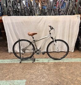 15" Trek 7200 (884C) E1U