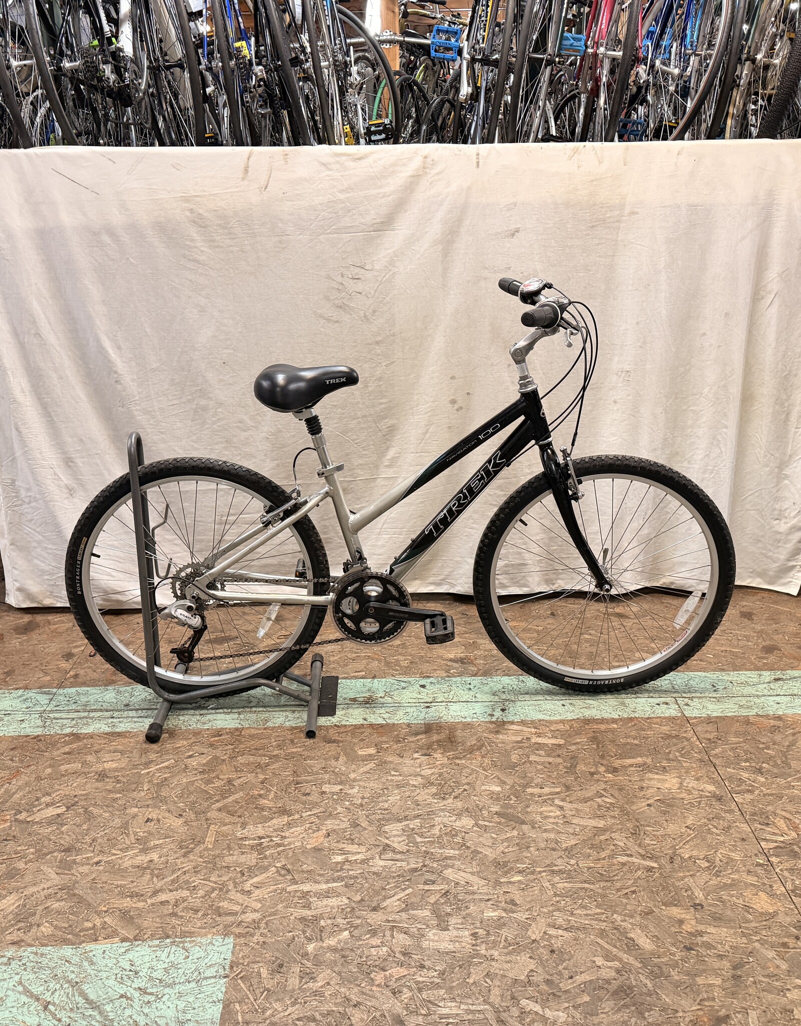 14.5" Trek Navigator 100 (7503) I3U
