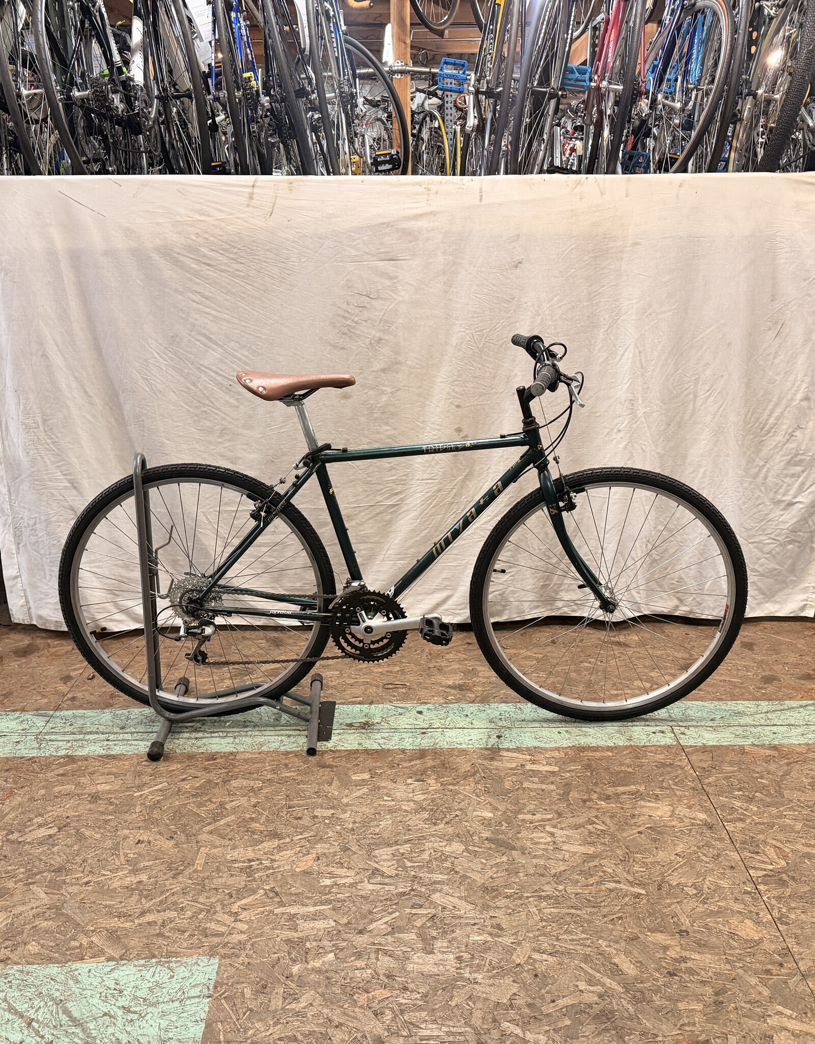 Miyata 18" Miyata Triple Cross (2928) B4U