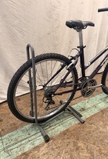 17" Trek 800 Sport (0509) B4U