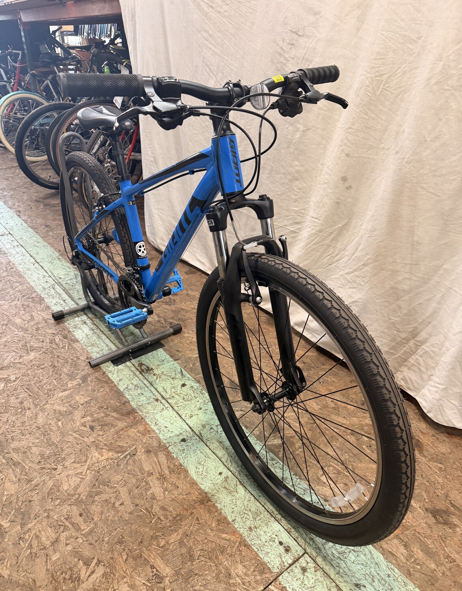 15" Giant RTX (6310) B4U