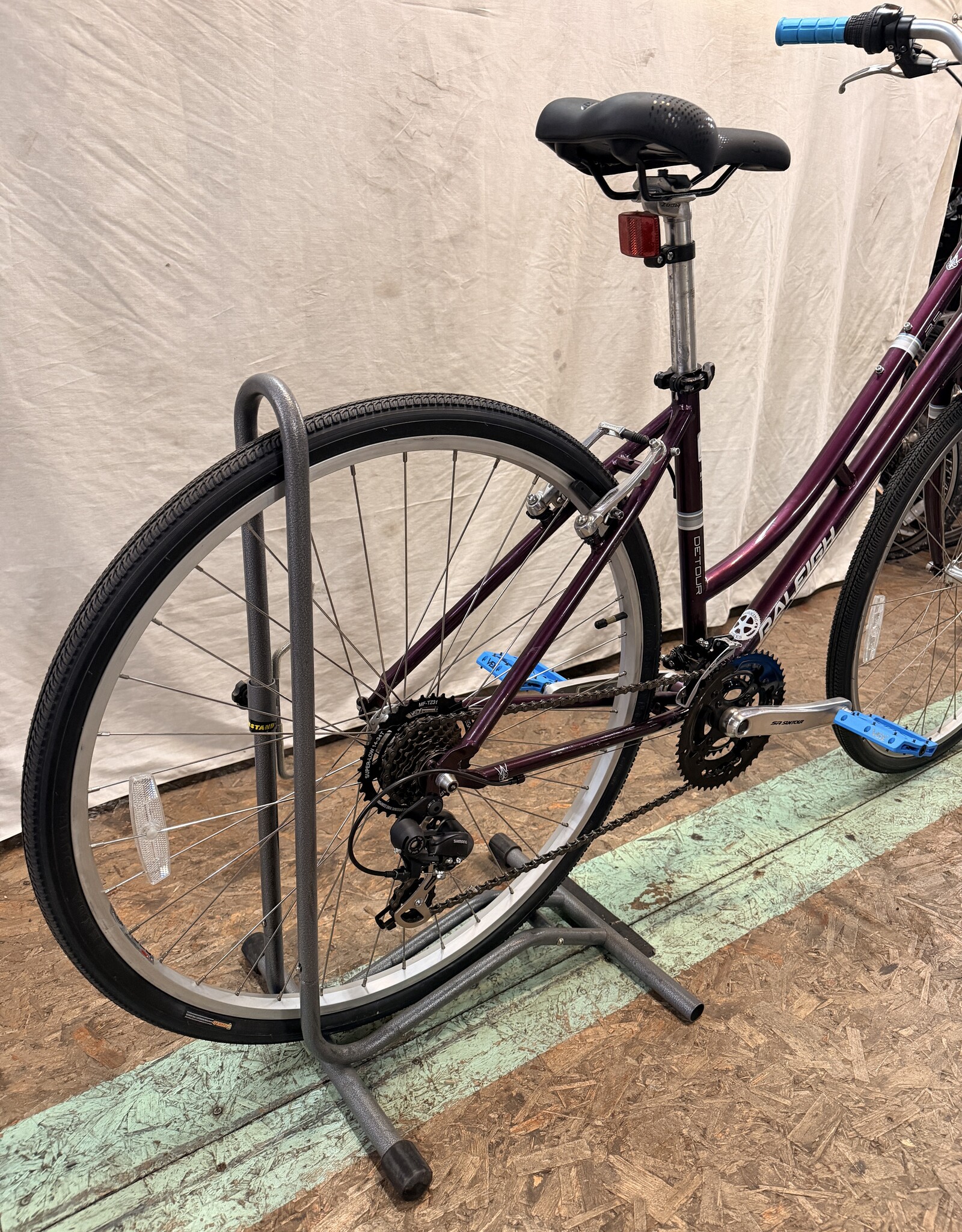 Raleigh 19" Raleigh Detour (4966) B3U