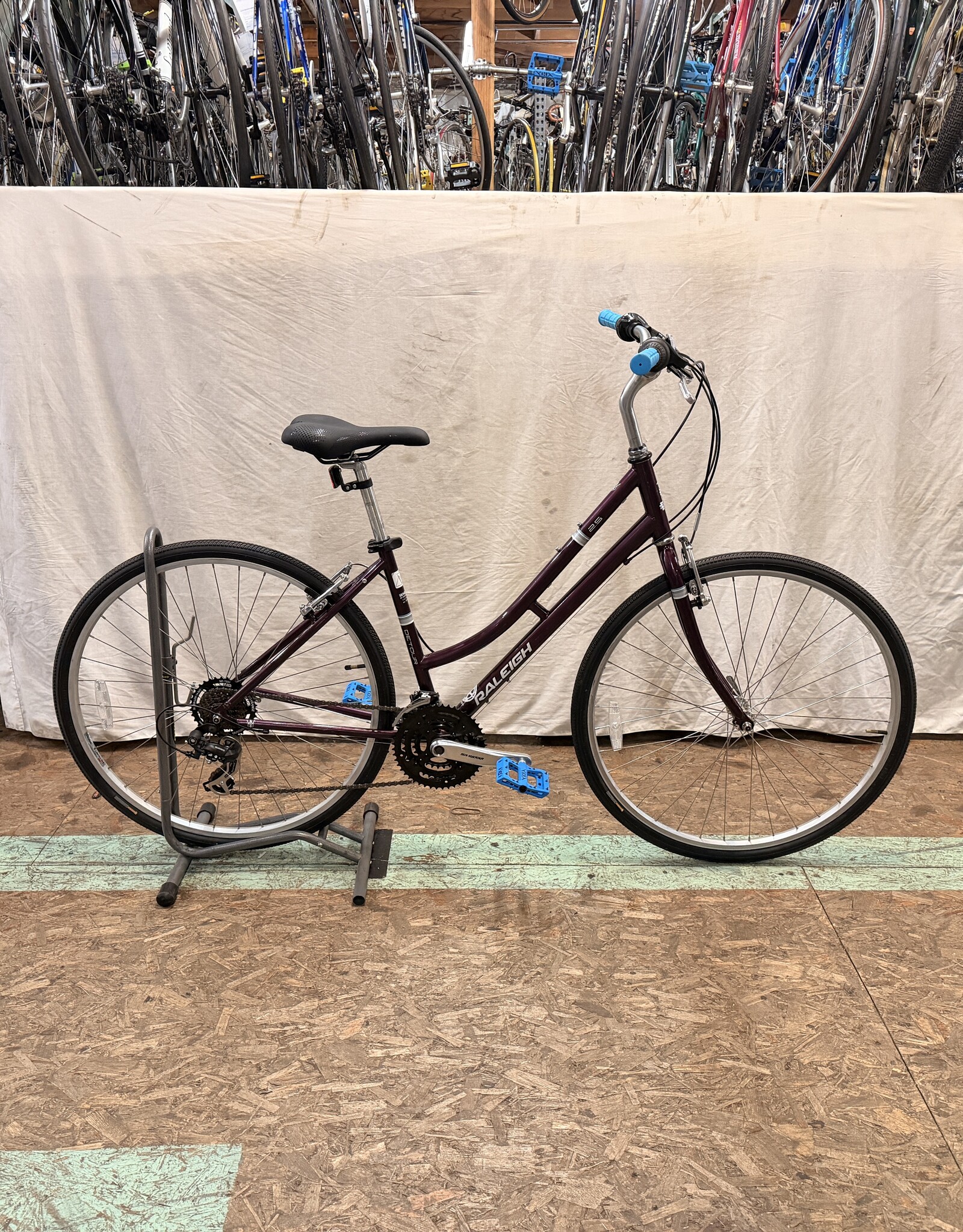 Raleigh 19" Raleigh Detour (4966) B3U