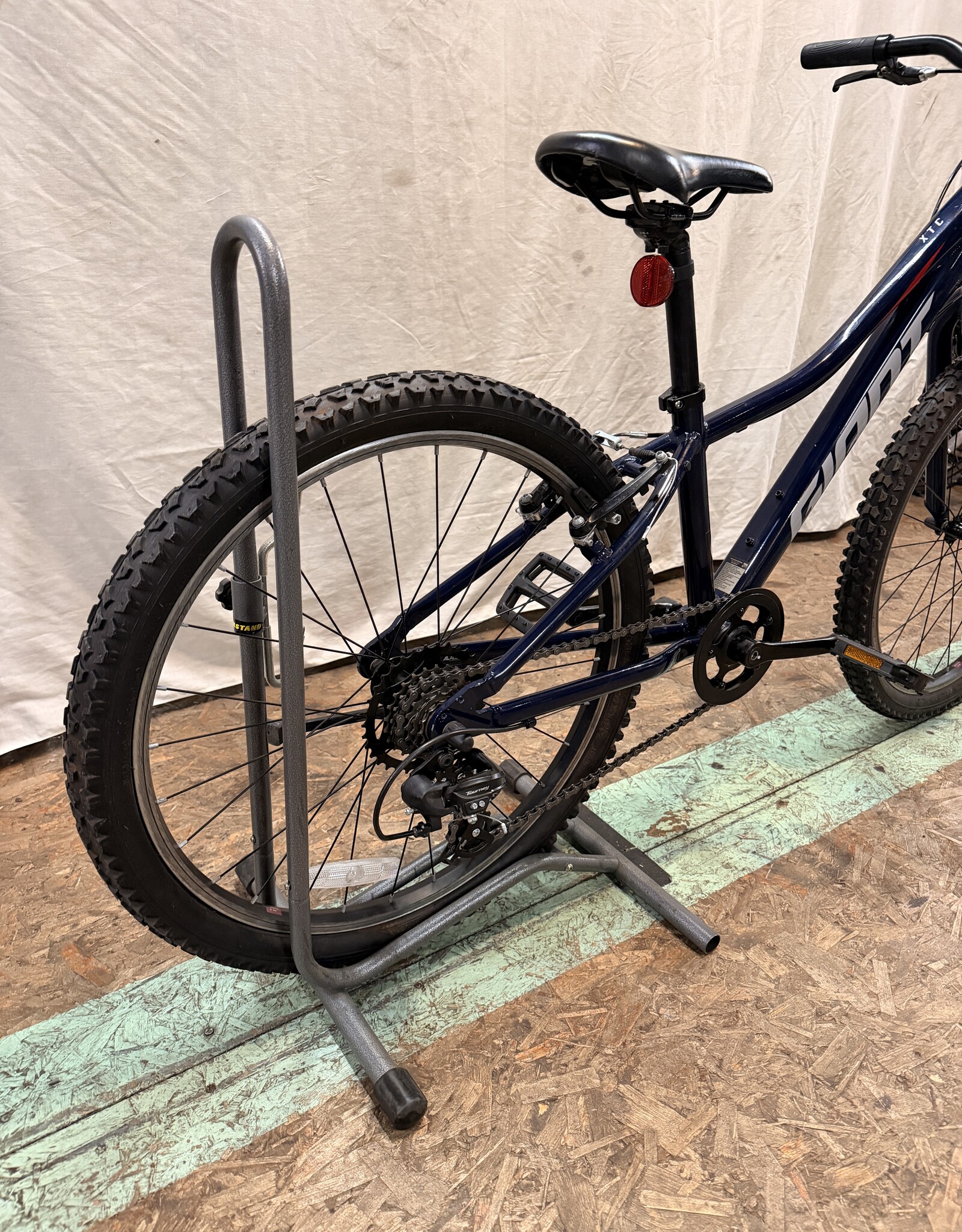 12" Giant XTC Jr. (8806) B1U