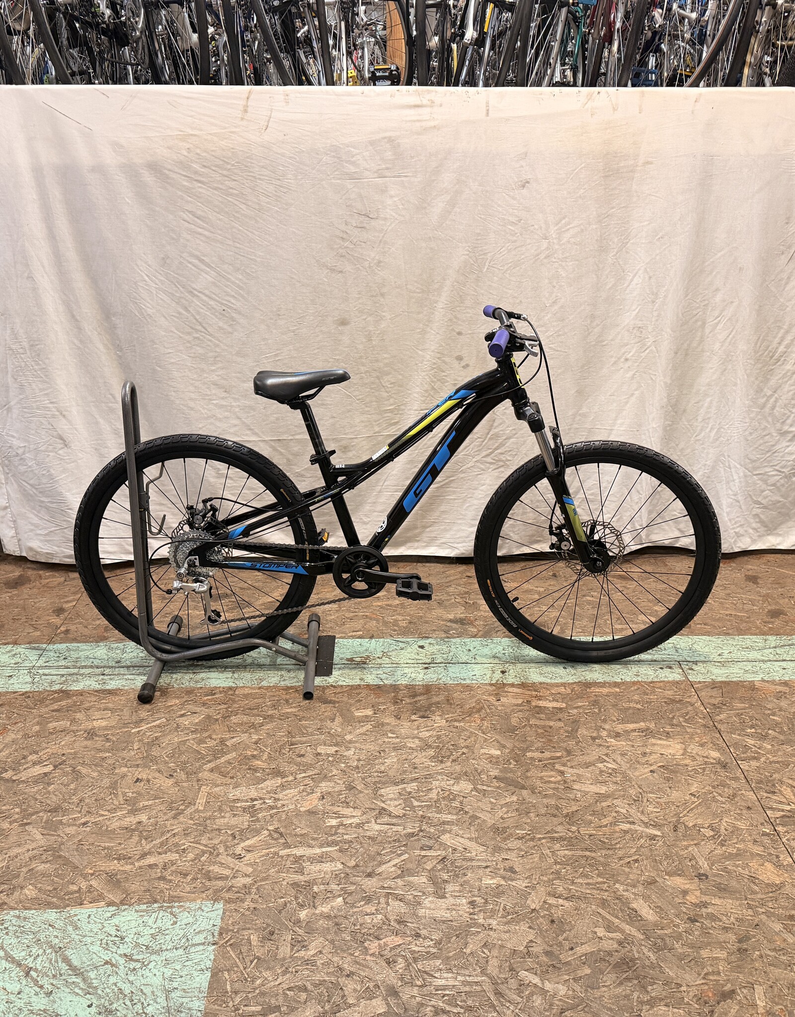 GT 24" GT Stomper (0OSA) B1U