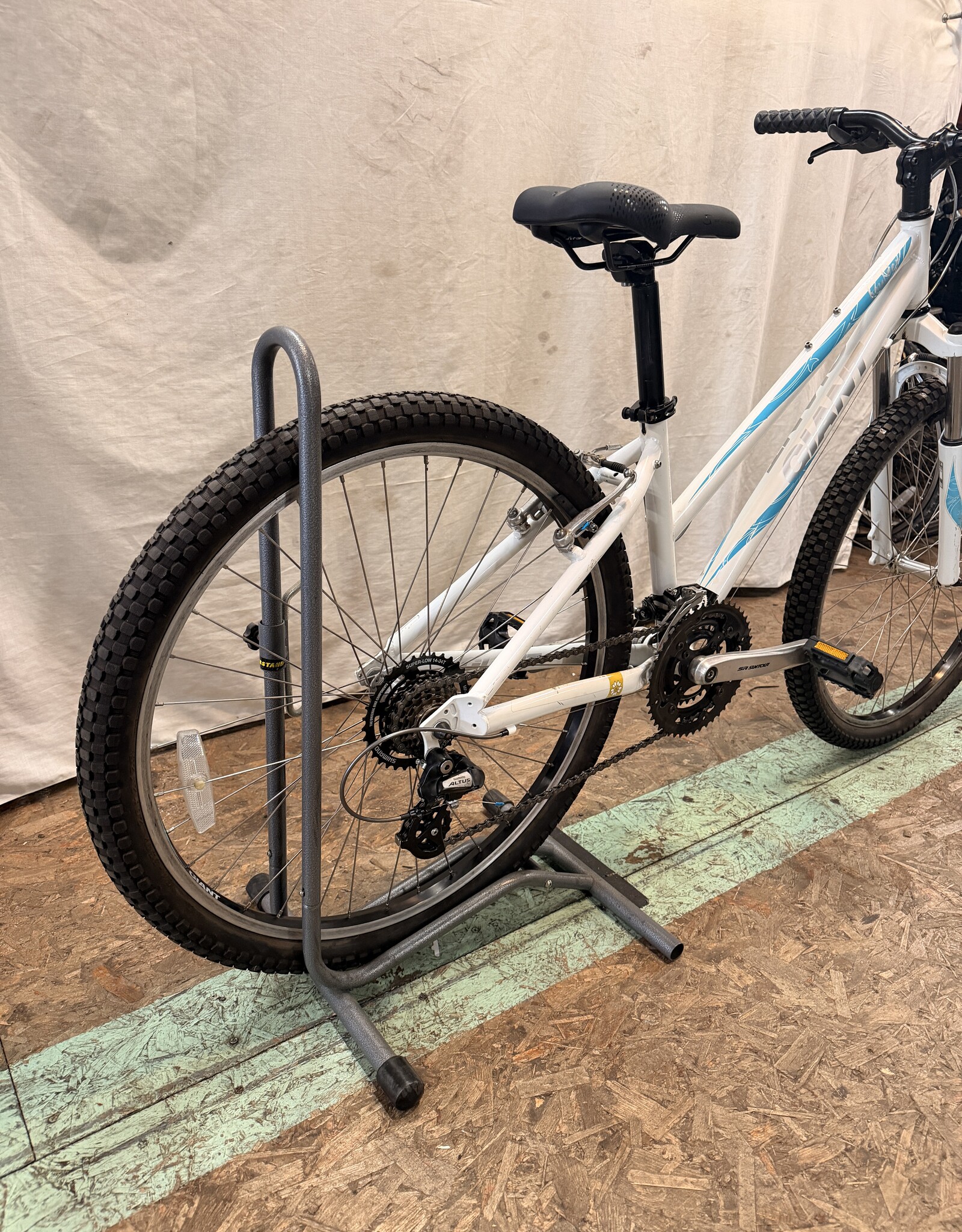 14" Giant Boulder (694A) B3U