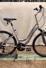 16.5" Trek Navigator 2.0 (442F) B3U