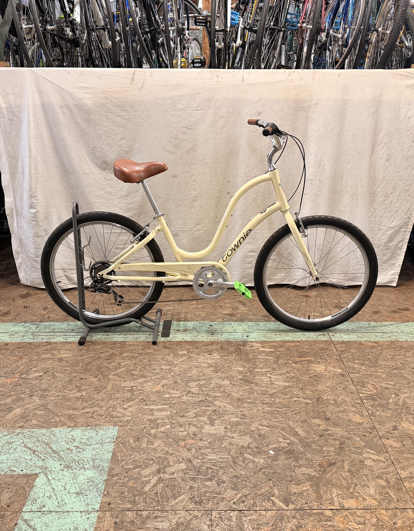 Electra 17" Electra Townie (2270) E1L
