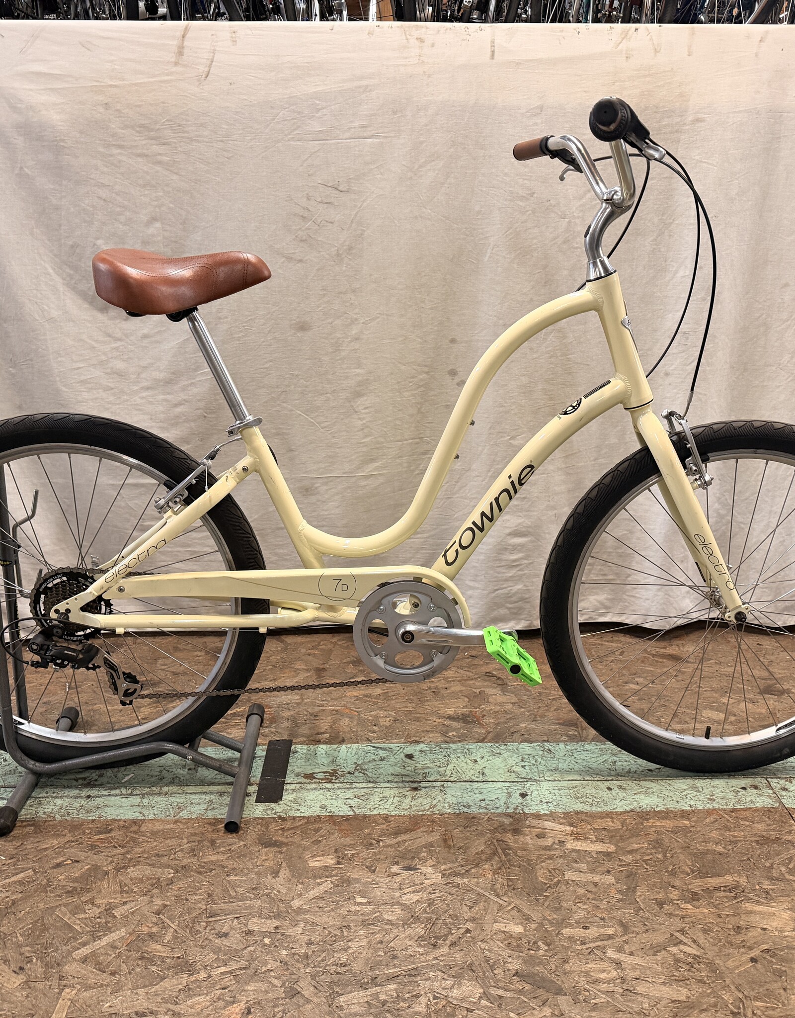 Electra 17" Electra Townie (2270) E1L