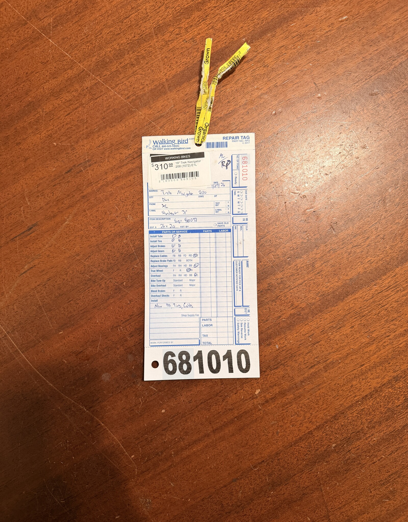 19" Trek Navigator 200 (1072) E1L