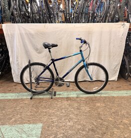 19" Trek Navigator 200 (1072) E1L