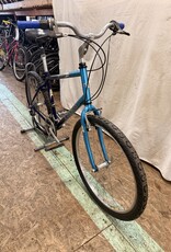 19" Trek Navigator 200 (1072) E1L