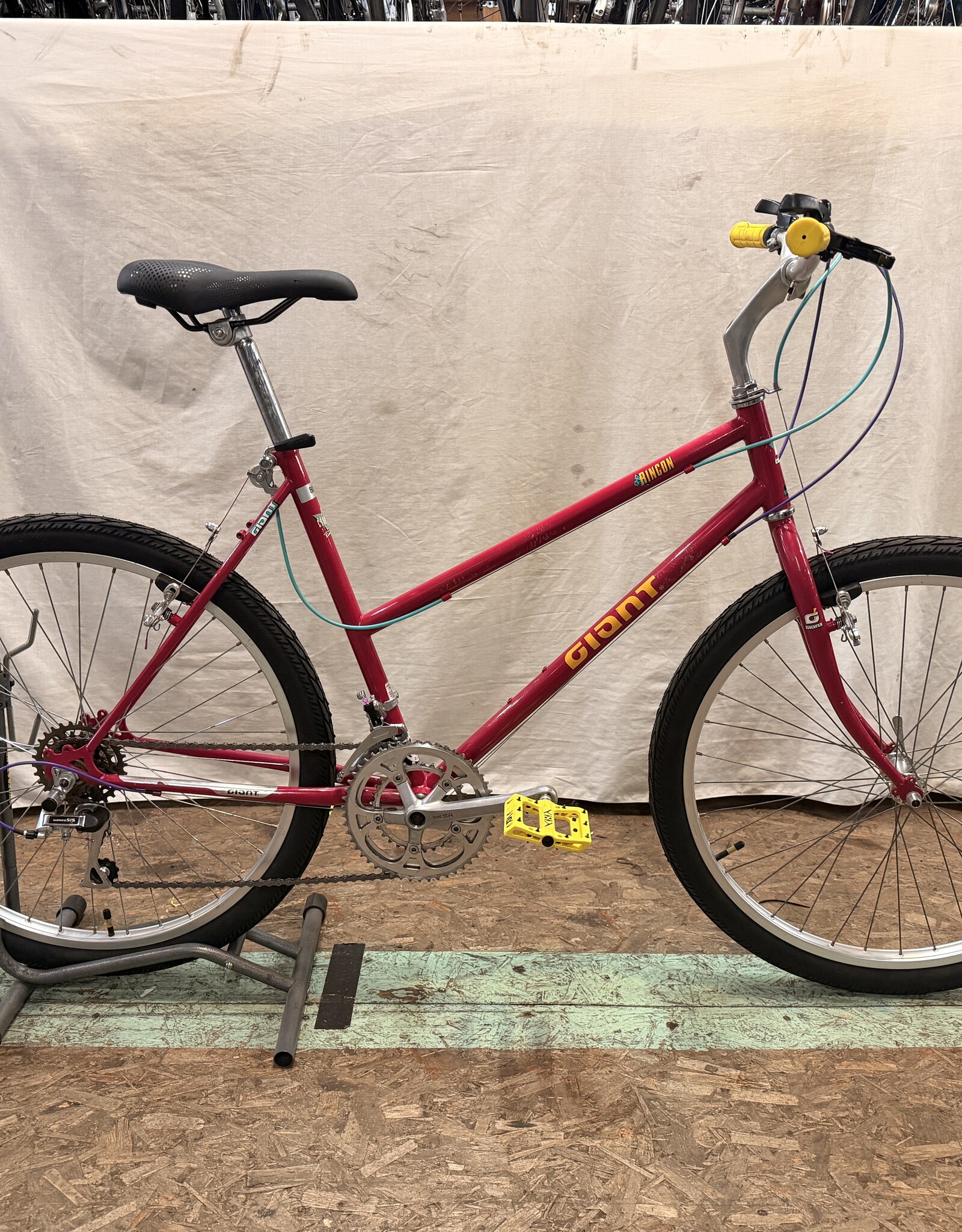 17" Giant Rincon (6908) K4U