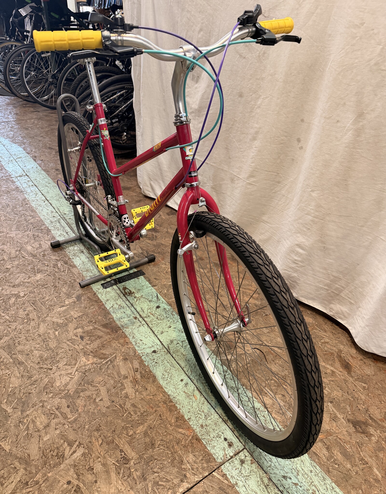 17" Giant Rincon (6908) K4U