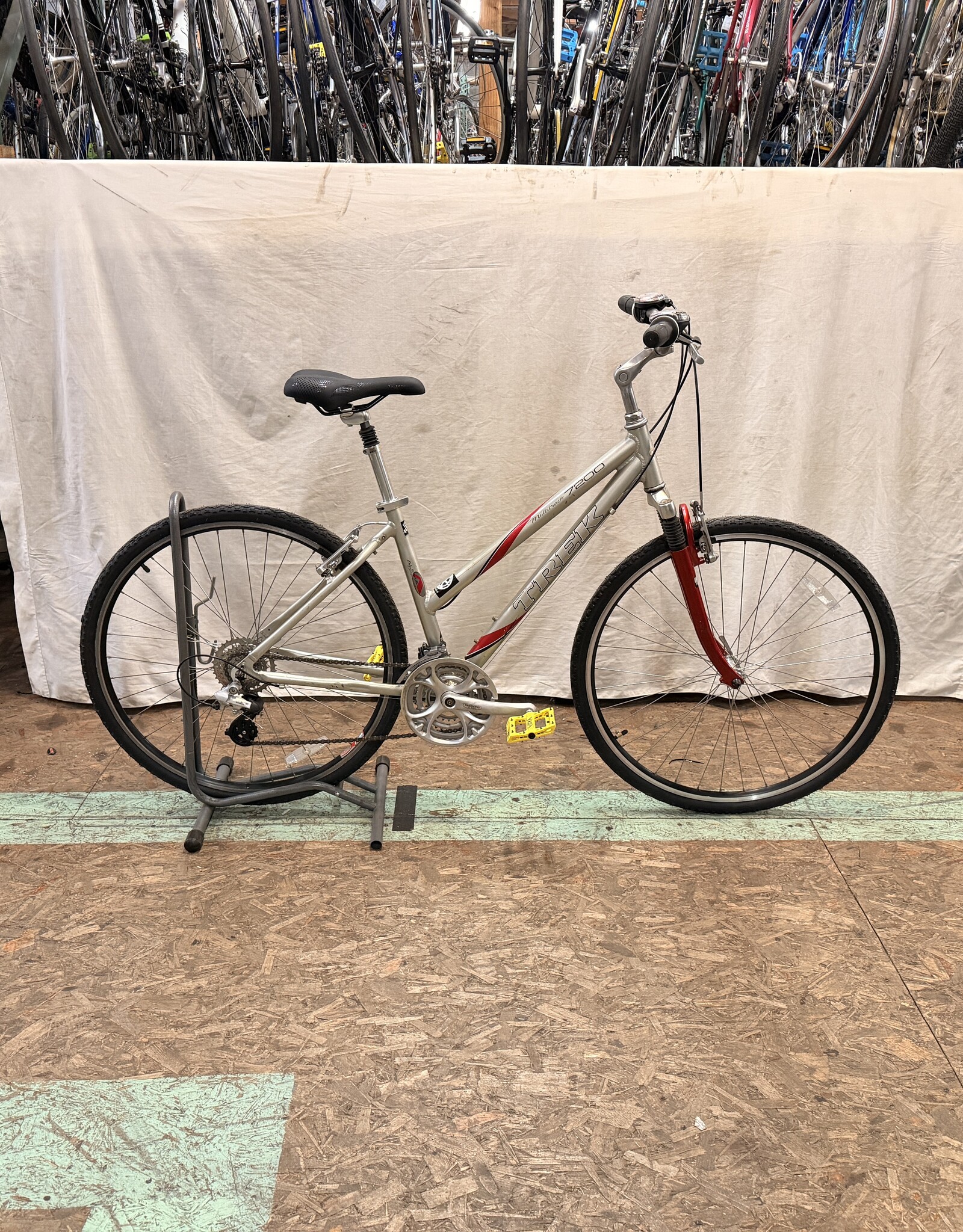 17.5" Trek 7200 Multitrack (993U) K4U
