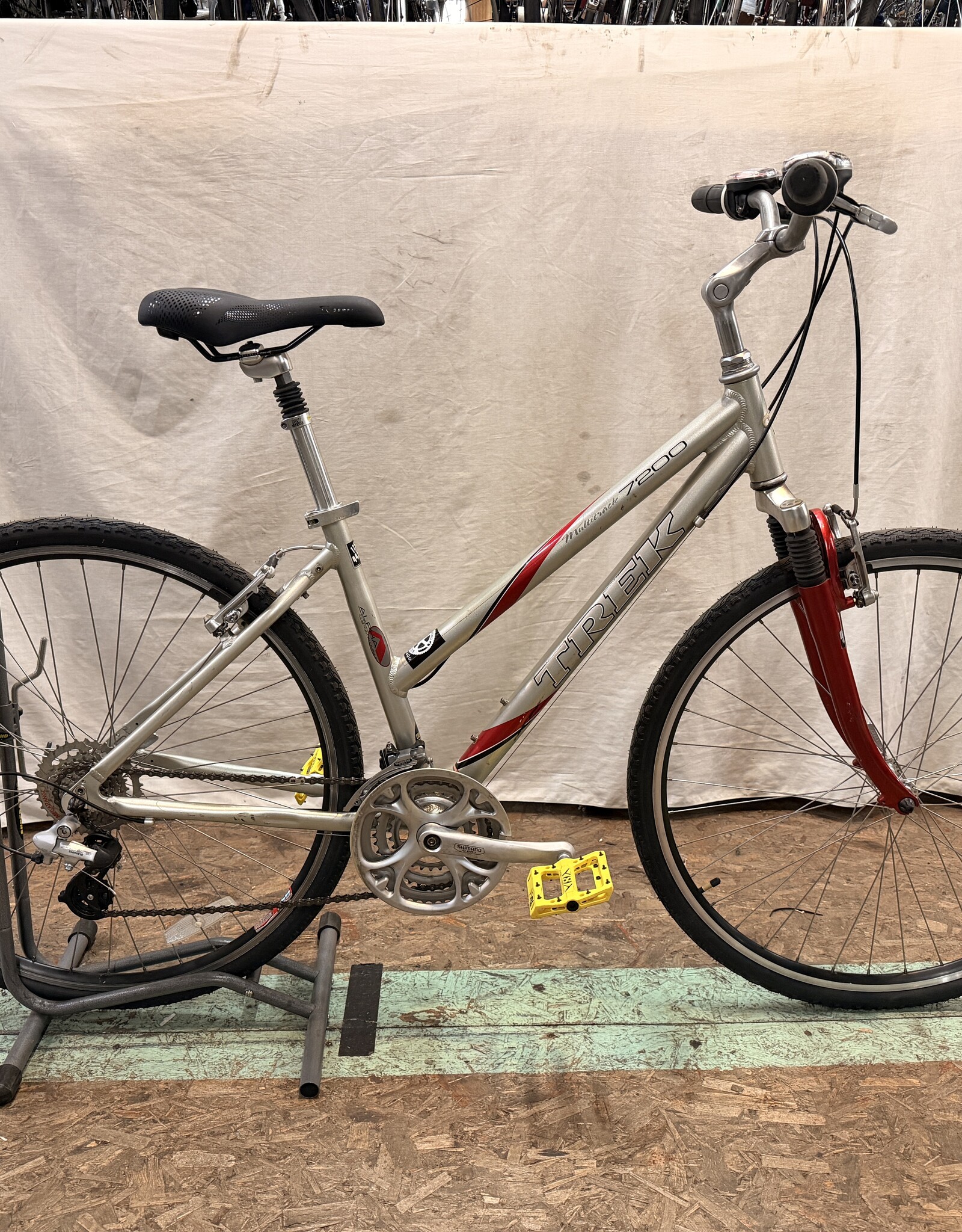 17.5" Trek 7200 Multitrack (993U) K4U