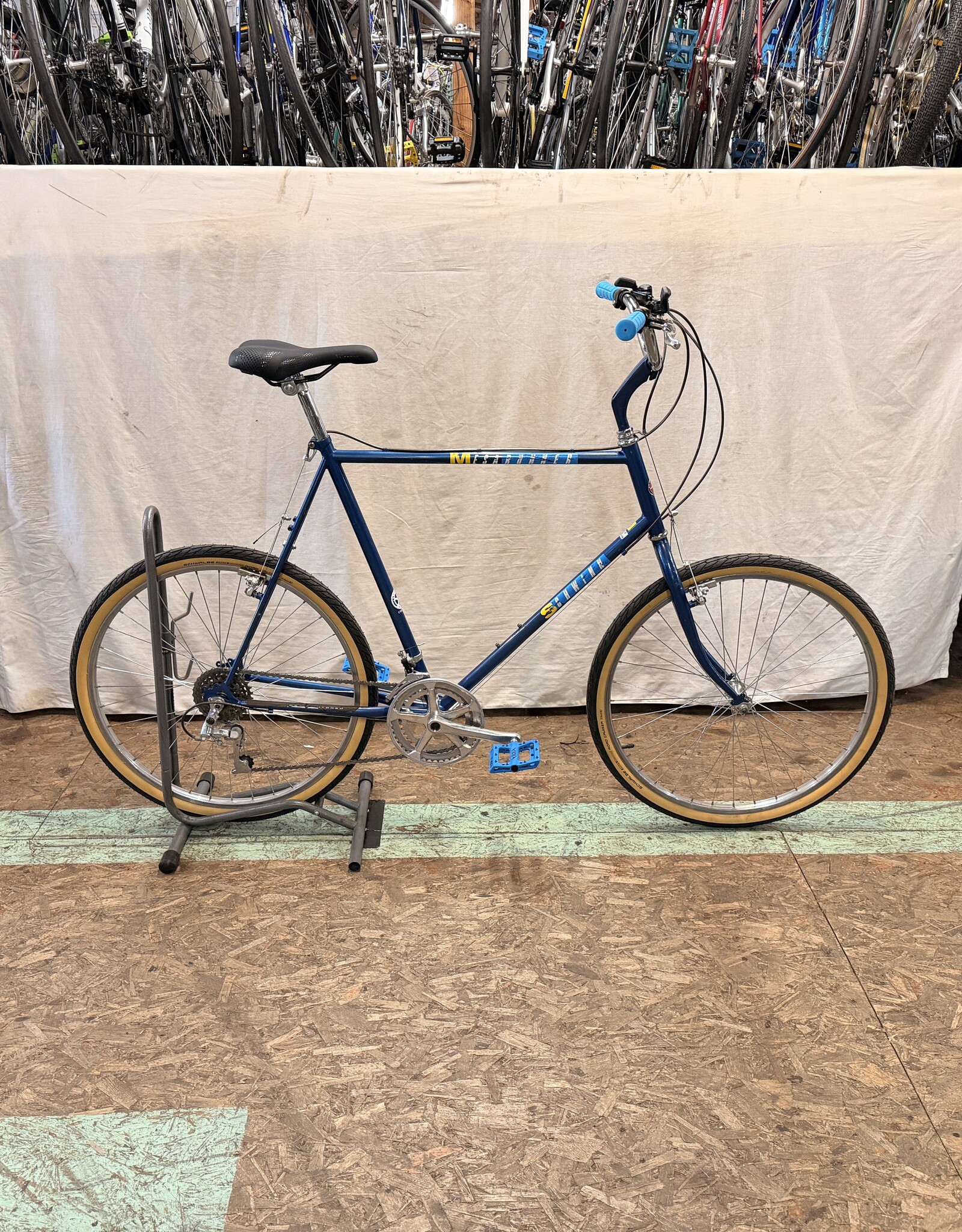 25" Schwinn Mesa Runner (6995) K1U