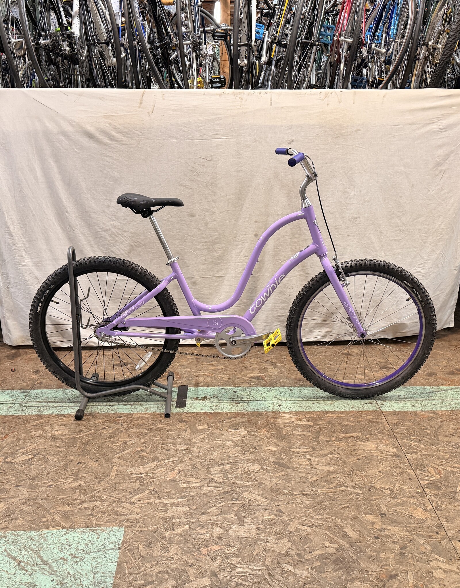 Electra 17" Electra Townie (1680) C5L