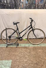 17" Trek 700 step thru (5R65) K3U