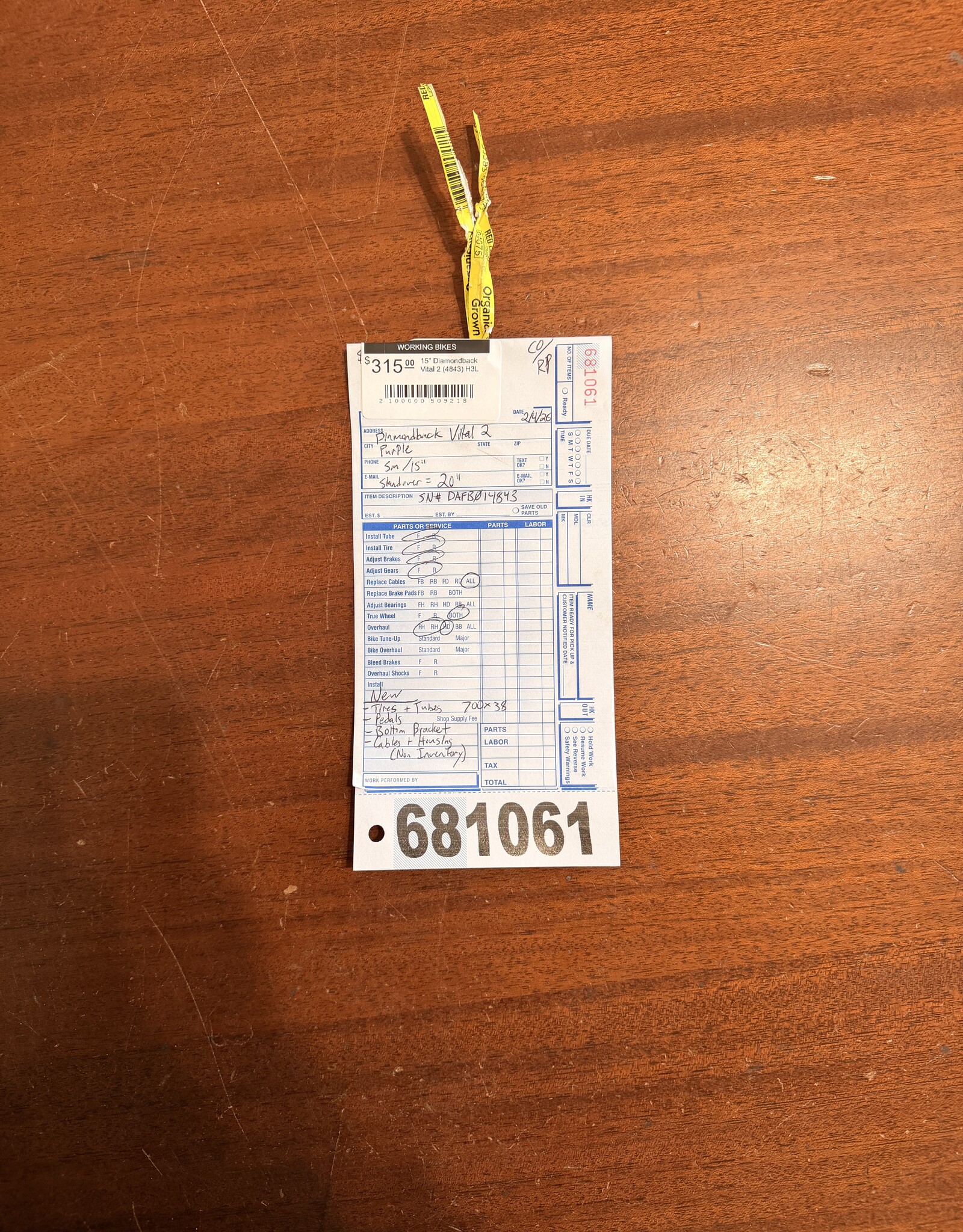 Diamondback 15" Diamondback Vital 2 (4843) H3L