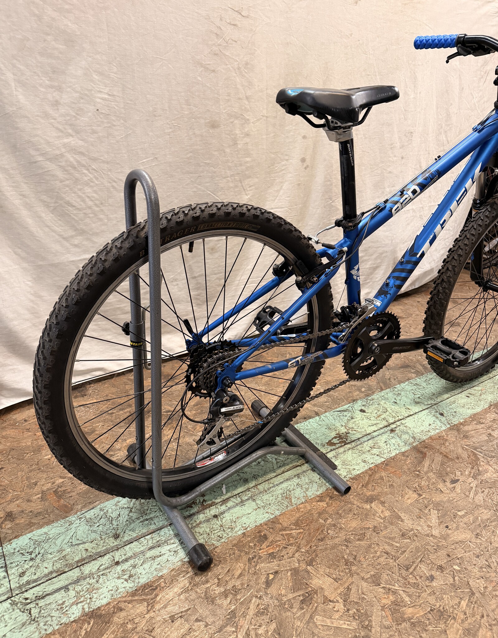 13" Trek 820 (151E) K1U