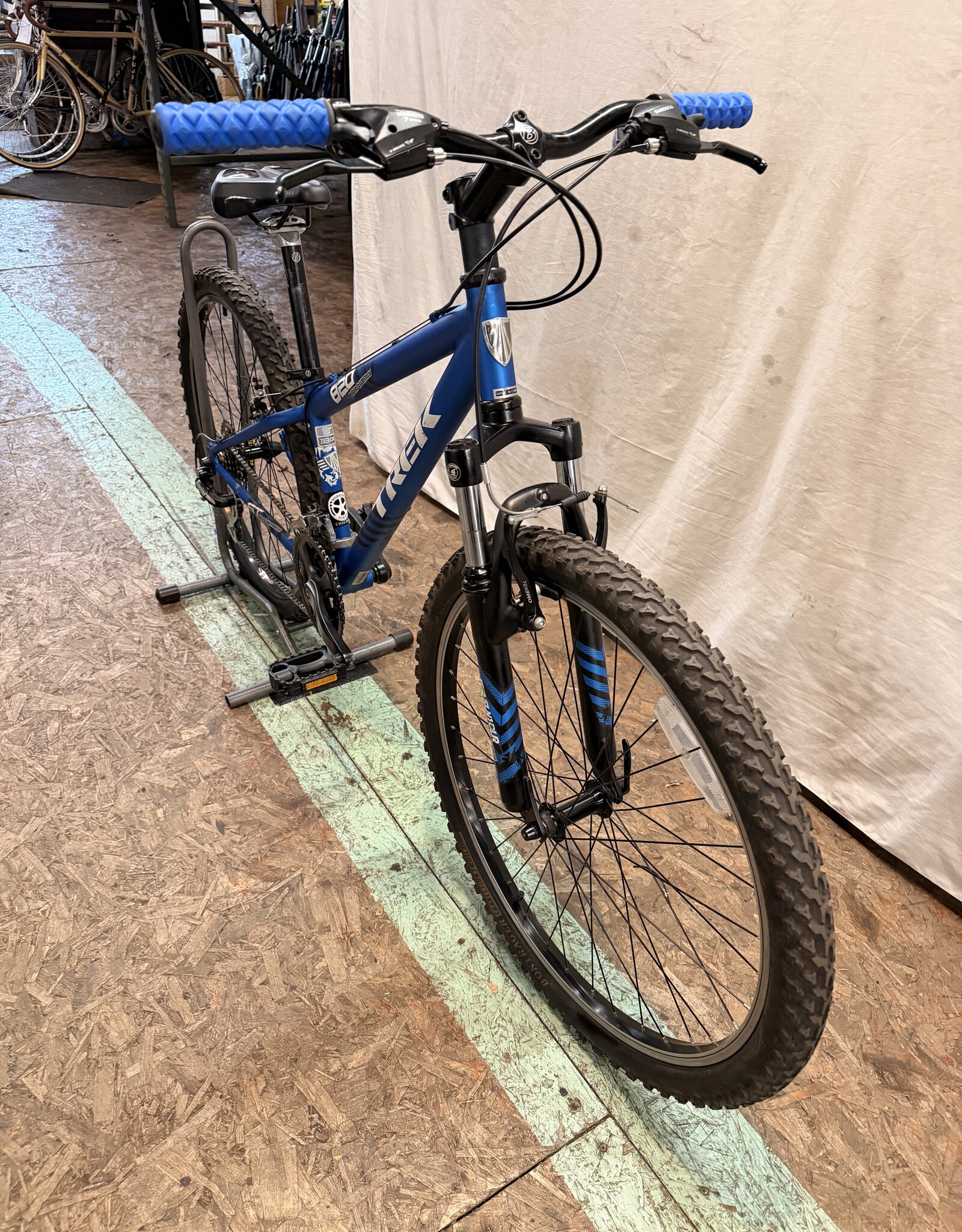 13" Trek 820 (151E) K1U