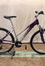 16" Trek Skye (290E) I1L