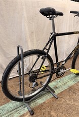 22" Specialized Hard Rock (2240) I1L