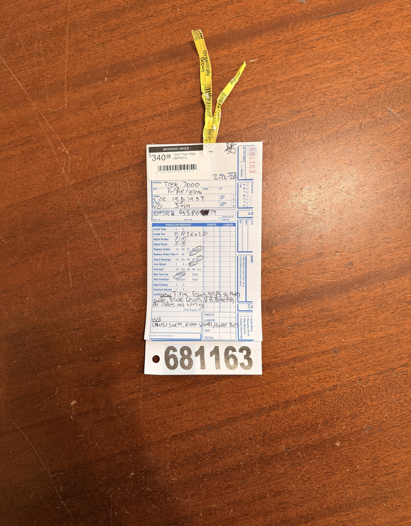 19.5" Trek 7000 (8679) I1L