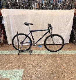 19.5" Trek 7000 (8679) I1L