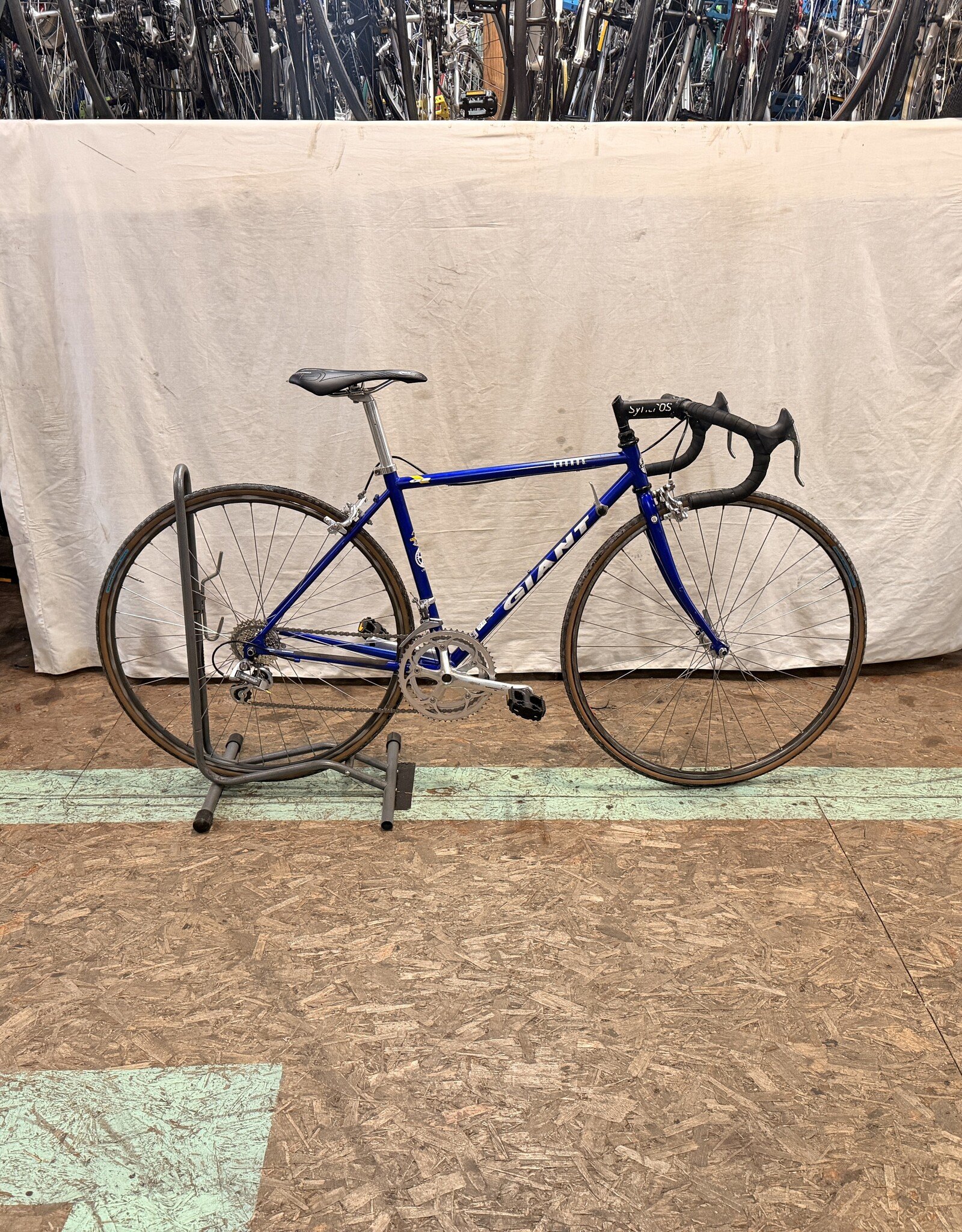 46cm Giant Kronos (9970) I2L