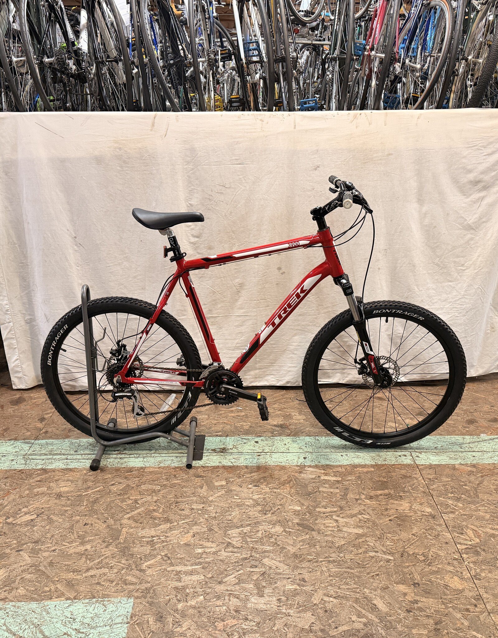 22.5" Trek 3900 (158G) I3L