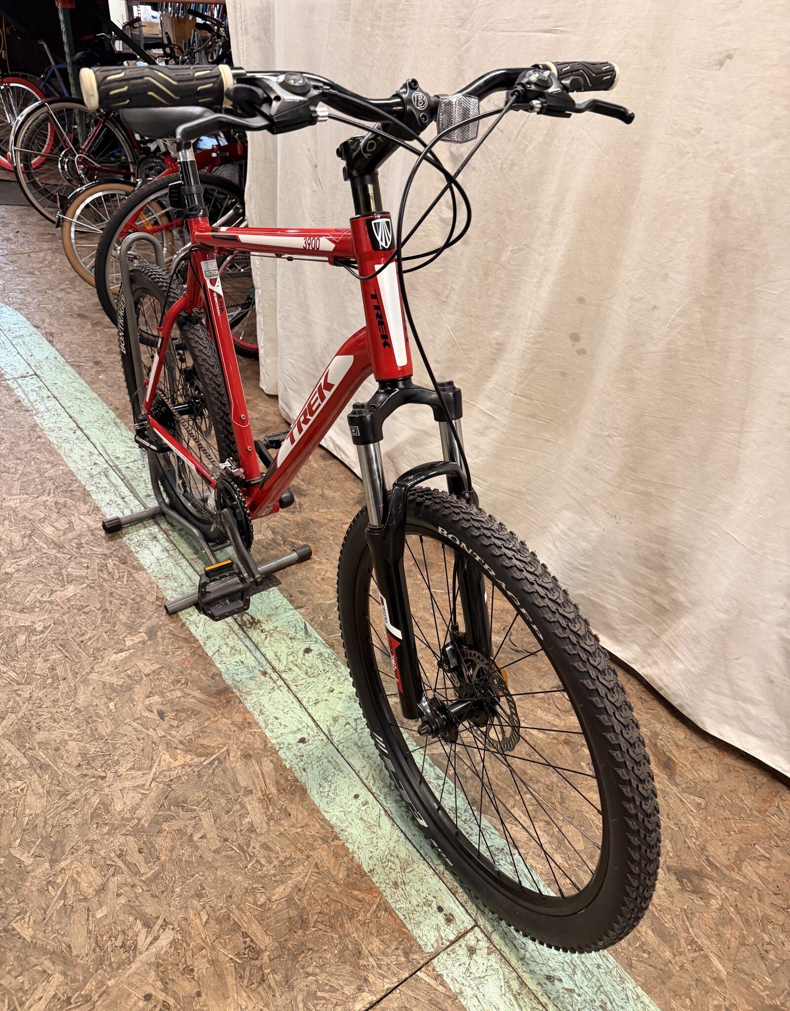 22.5" Trek 3900 (158G) I3L