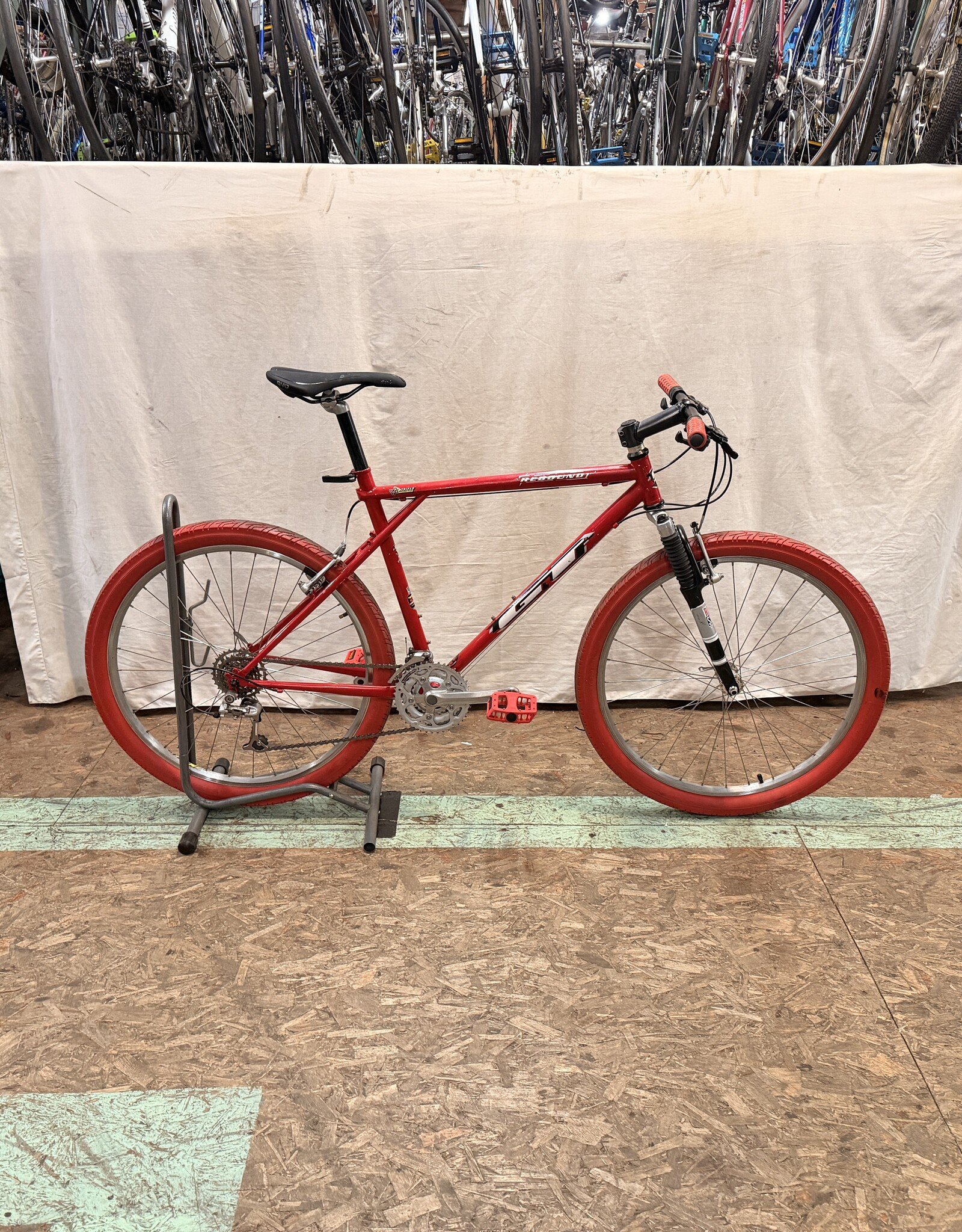 GT 18" GT Rebound (0175) I3L