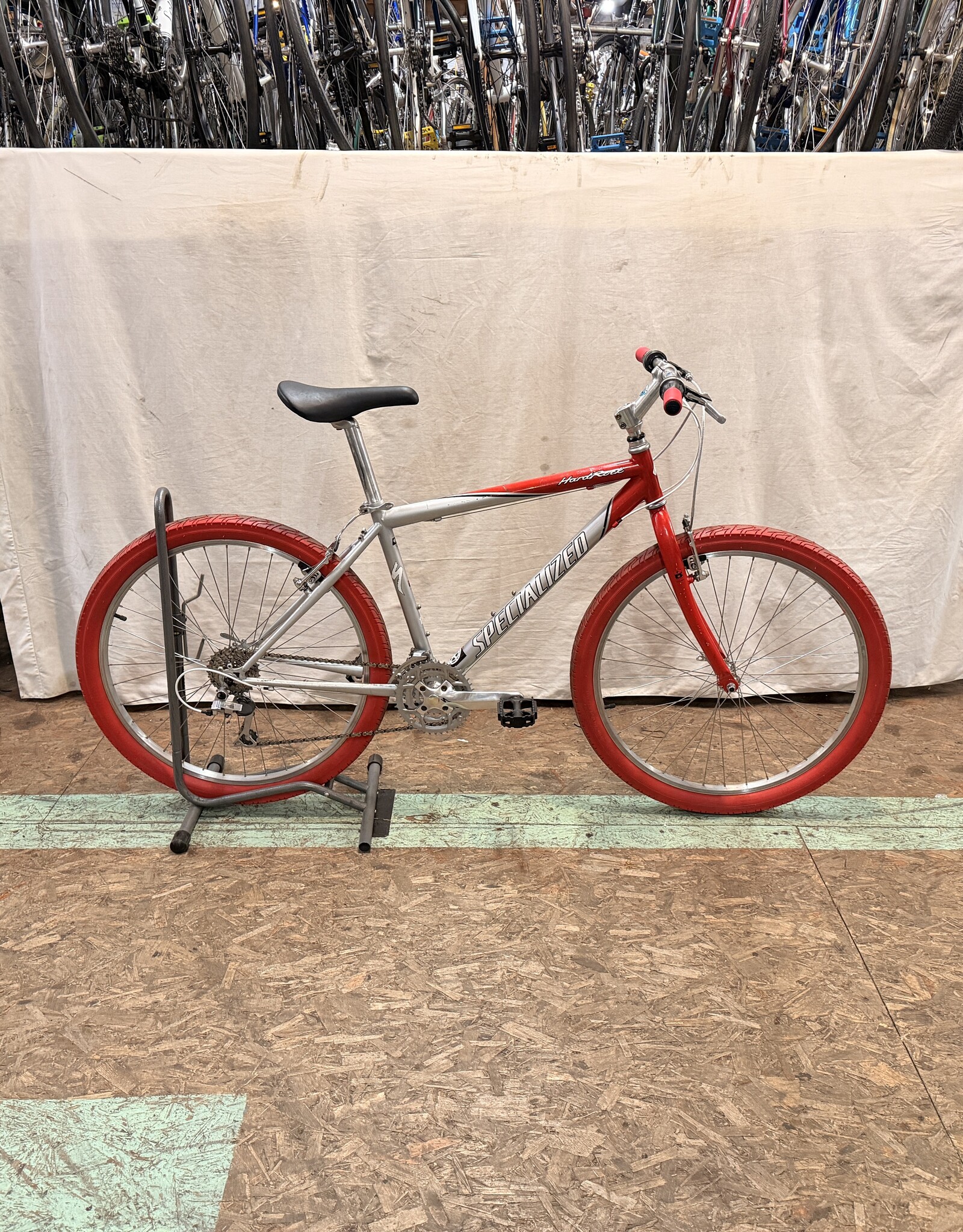 17" Specialized Hardrock (6620) I3L