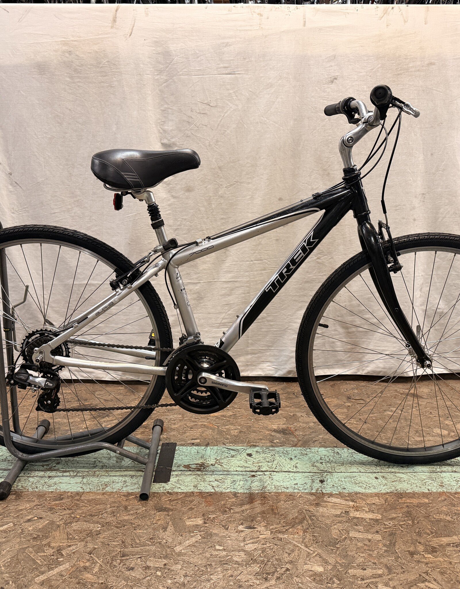 15" Trek 7000 (965E) I3L