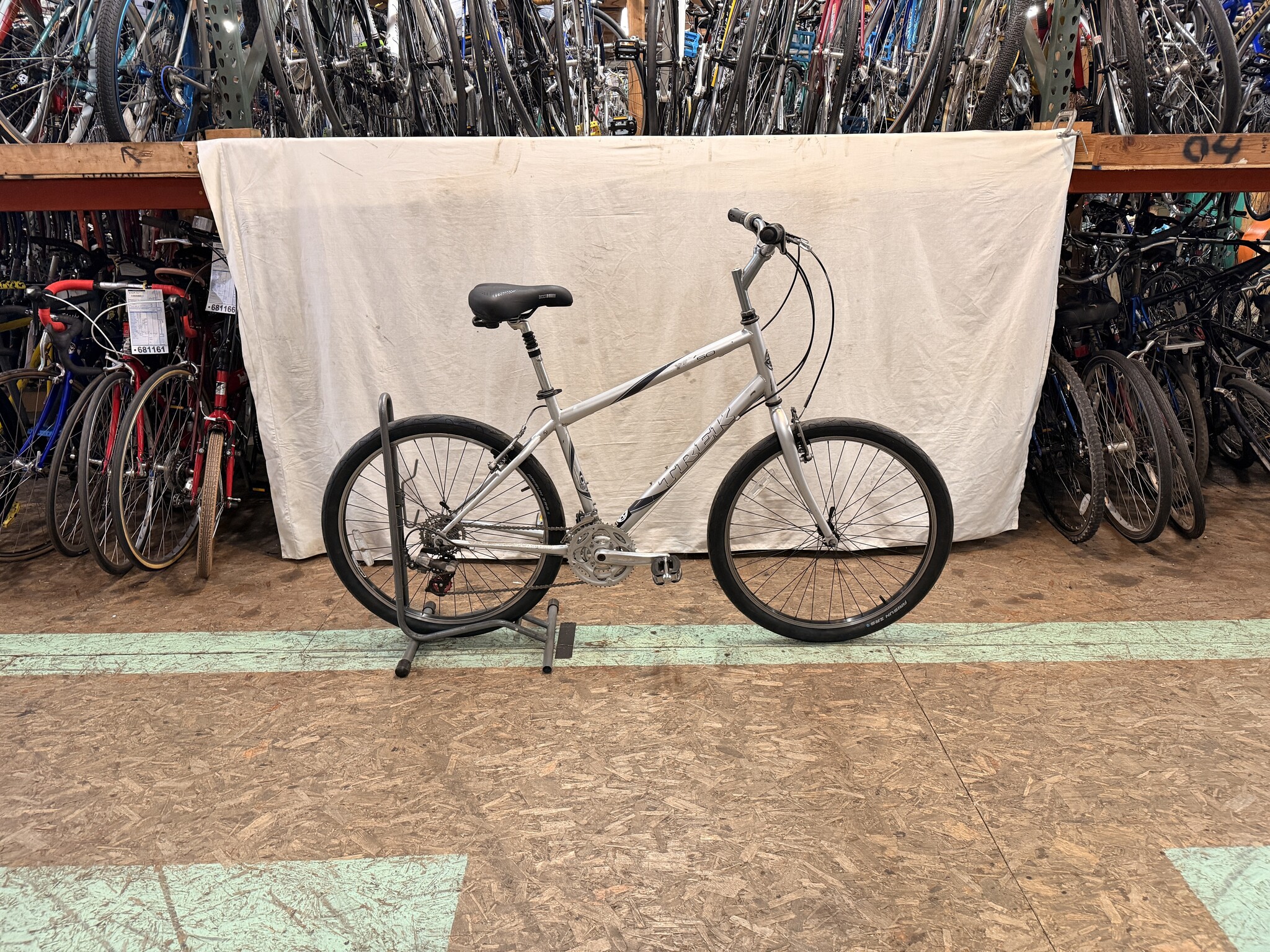 18.5" Trek Navigator 50 (0380) C5L - Working Bikes
