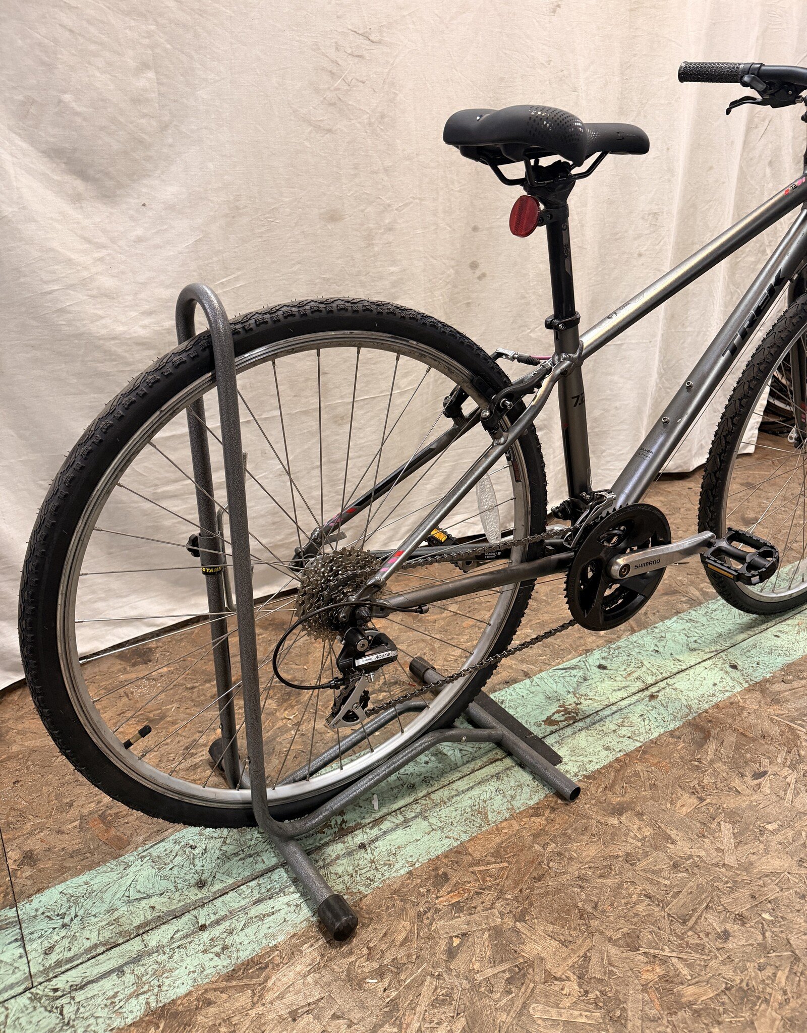 15" Trek FX 7.2 (022K) K4U