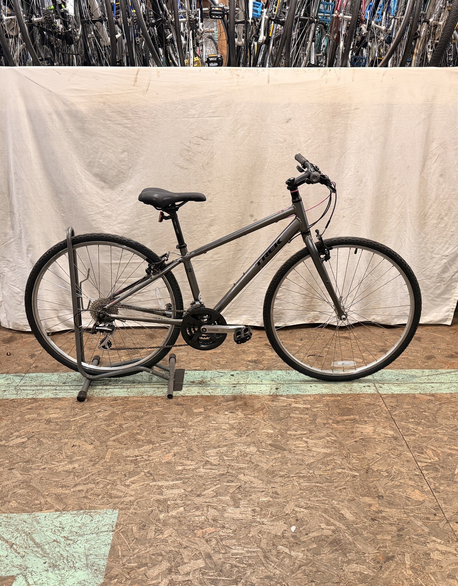 15" Trek FX 7.2 (022K) K4U