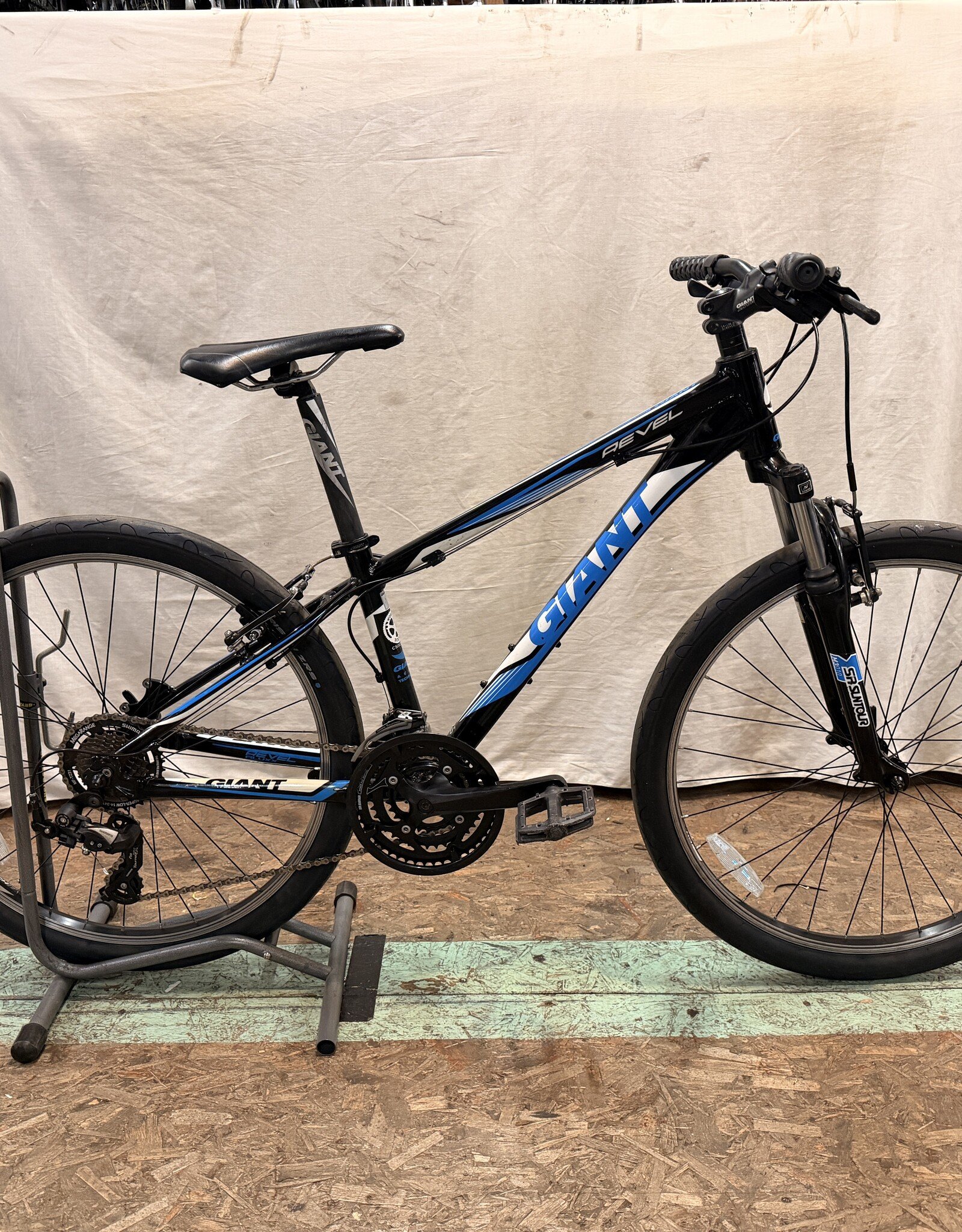 14" Giant Revel (5301) E2U