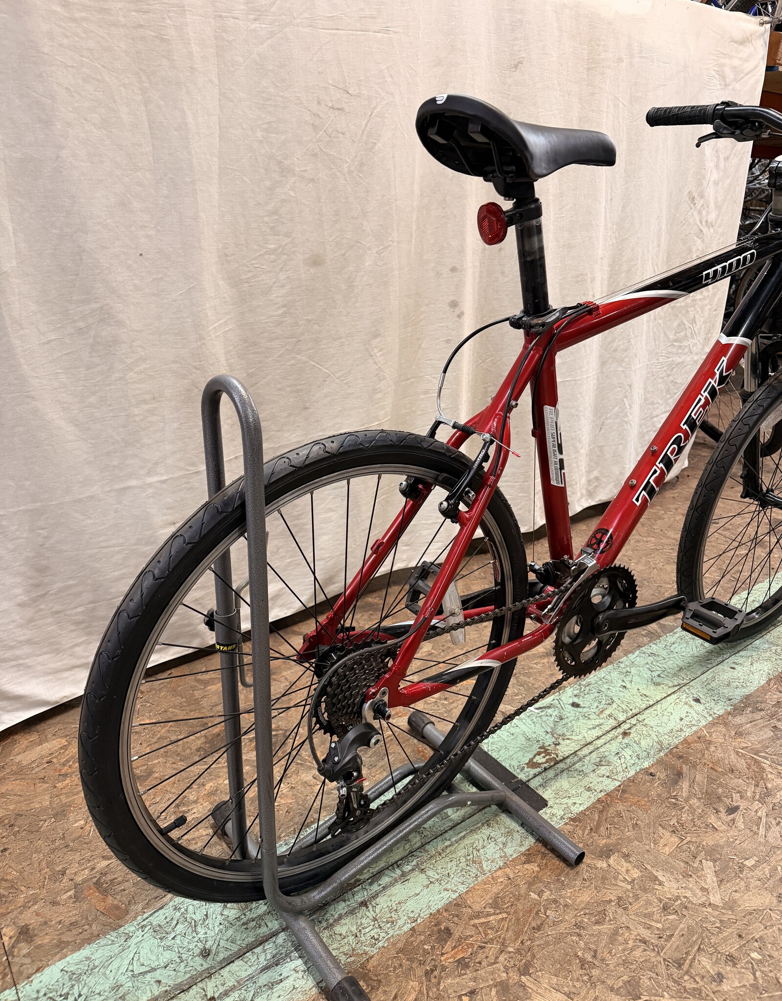 19.5" Trek 4100 SL (L800) I3L