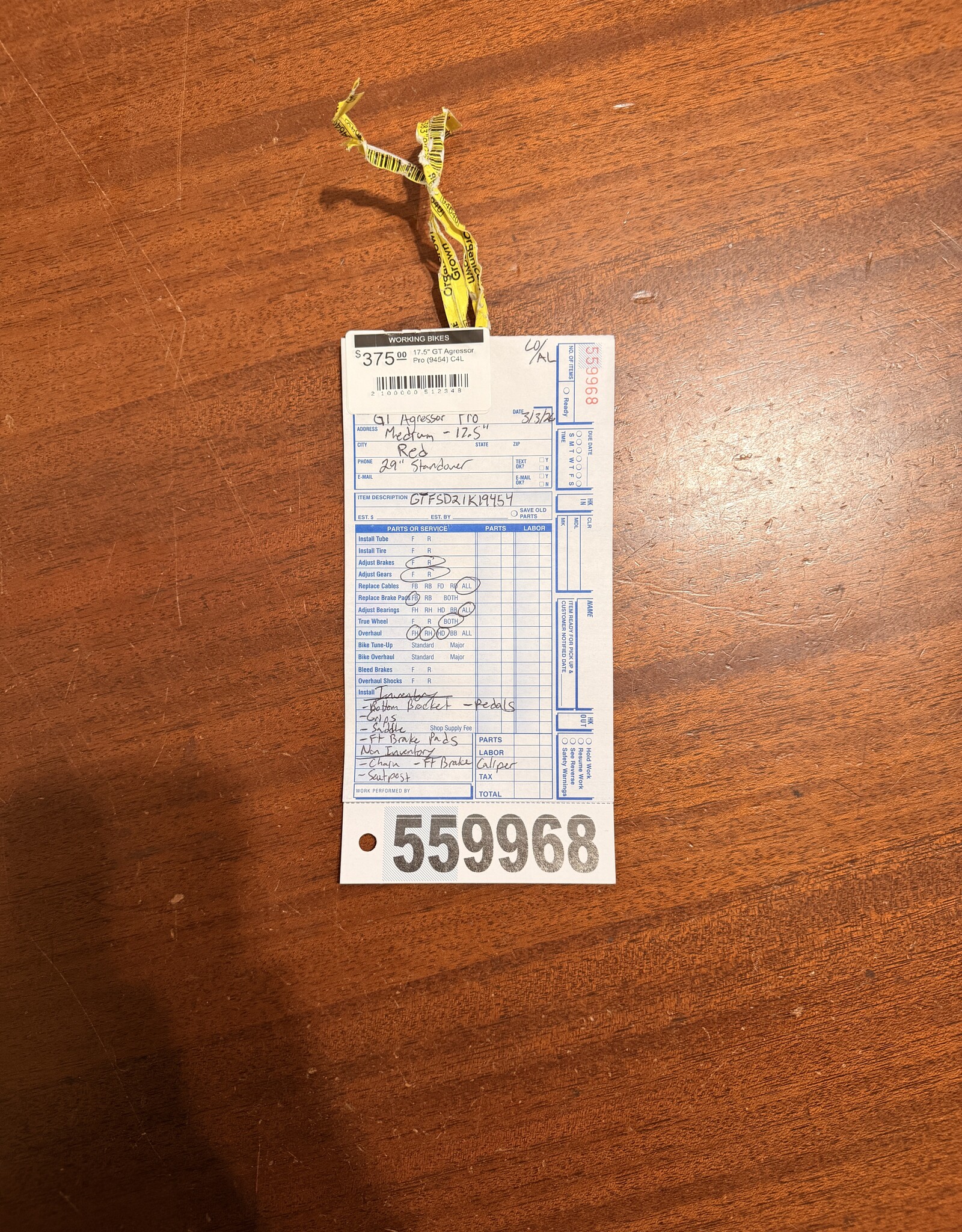 GT 17.5" GT Agressor Pro (9454) C4L