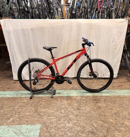 GT 17.5" GT Agressor Pro (9454) C4L